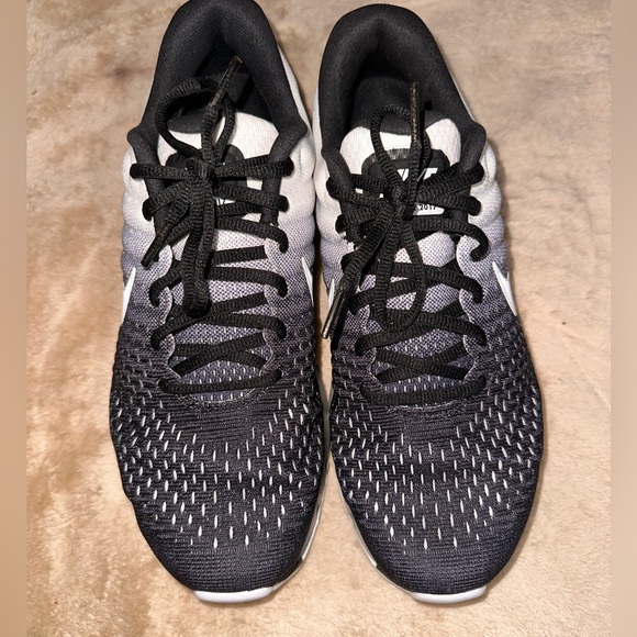 Nike Air Max Black and White Sneakers - Picture 3 of 4